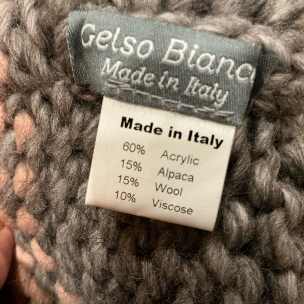 Gelso Bianco Made in Italy alpaca wool blend Pom hat grey and pink